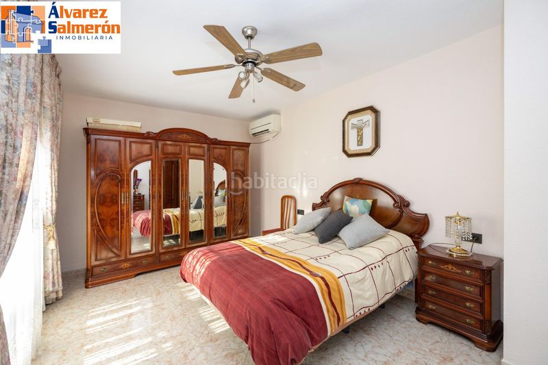 Foto 5ac84093-9c52-401c-a817-8cb27135f8eb. Xalet amb aparcament piscina a Cúllar Vega