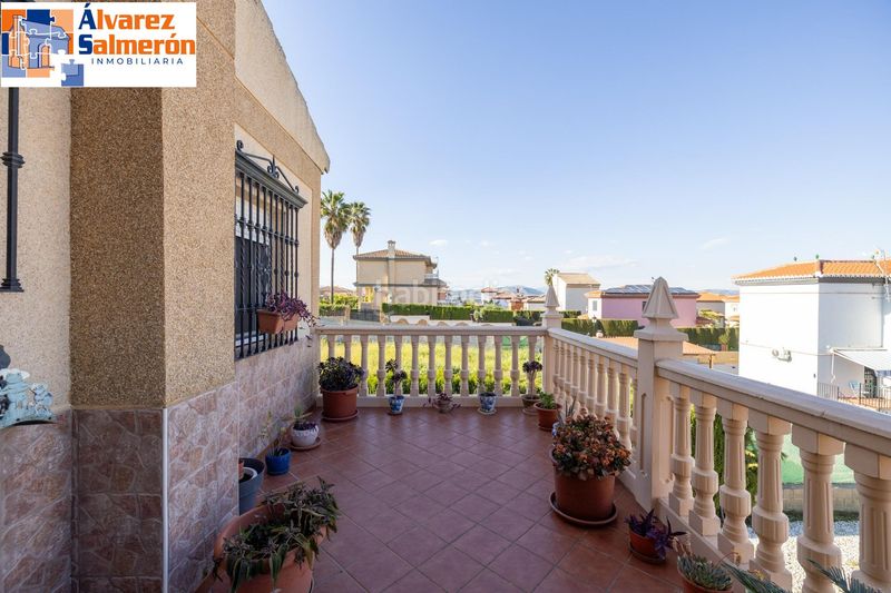 Foto e5d83cdd-437e-4be5-aeab-c21fb174752c. Xalet amb aparcament piscina a Cúllar Vega