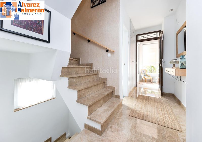 Foto 83c710f7-87b5-4043-b27a-9392a42850d8. Casa aparellada amb aparcament a Jun