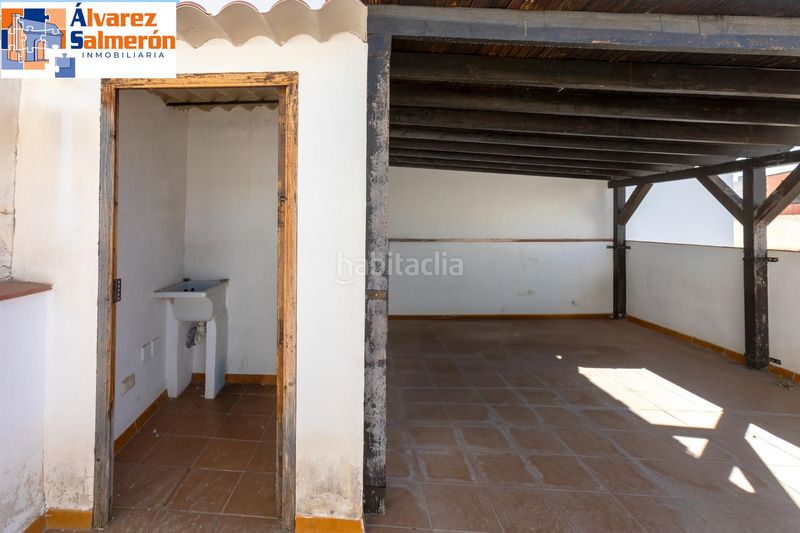 Foto b4c6d602-ed3f-42f3-b305-f62806bd07ff. Casa a Almuñecar centro Almuñécar