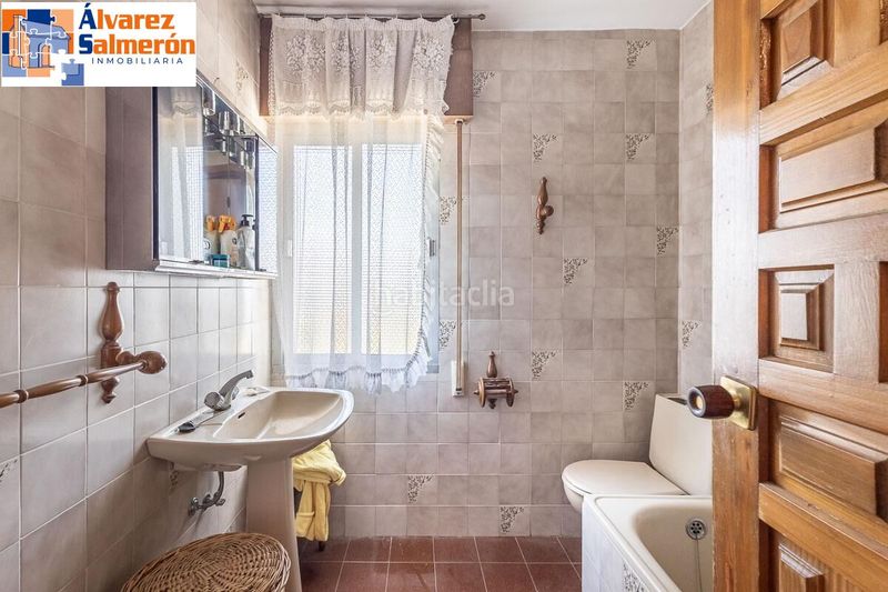Foto 9a31eef1-b641-4665-af52-2ce2339d2c92. Casa amb aparcament piscina a Ogíjares