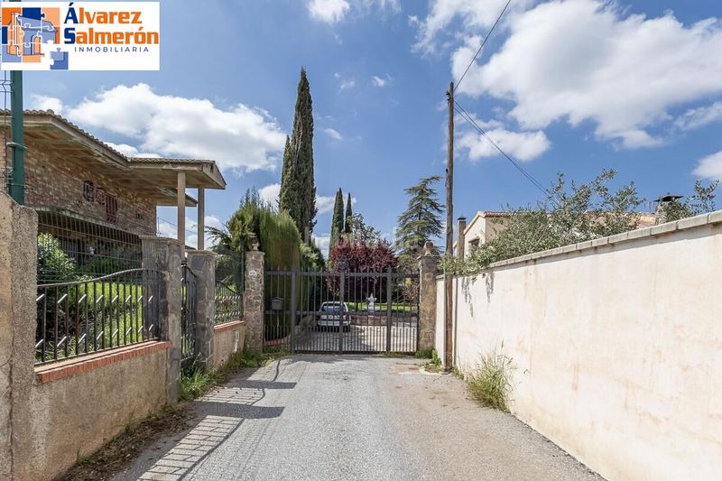 Foto b33dbc38-86ad-4507-a8d3-c347327776d1. Casa amb aparcament piscina a Ogíjares