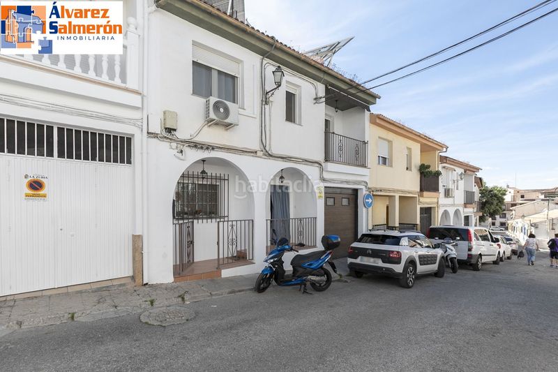 Foto 47c18499-2bab-4318-956a-113caee8b338. Casa adossada amb aparcament a La Zubia Ciudad Zubia (La)