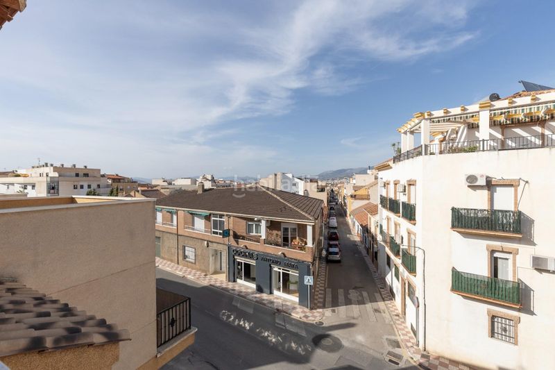 Foto 8128b0d2-9d51-4e39-b66e-921c1dbc3319. Casa adossada amb aparcament a Avda. De los Ogíjares Armilla