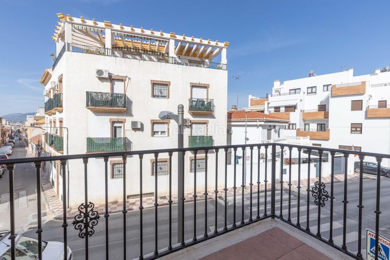 Foto 841b8ad9-a994-48d5-ac8e-2610a86cd745. Casa adossada amb aparcament a Avda. De los Ogíjares Armilla