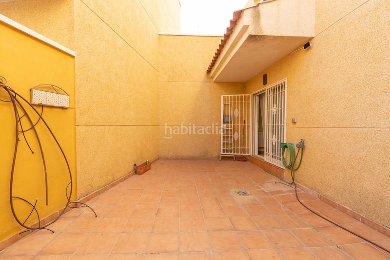 Foto 94746c1a-0b01-4e40-b57c-4c2ec300555a. Casa adossada amb aparcament a Avda. De los Ogíjares Armilla
