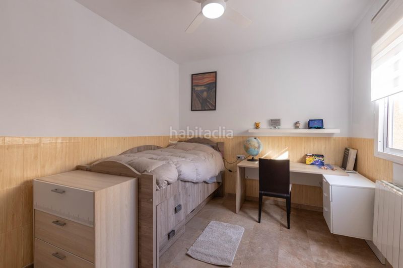Foto d9b67f8d-9fac-48bf-8783-341d80a5c757. Casa adossada amb aparcament a Avda. De los Ogíjares Armilla