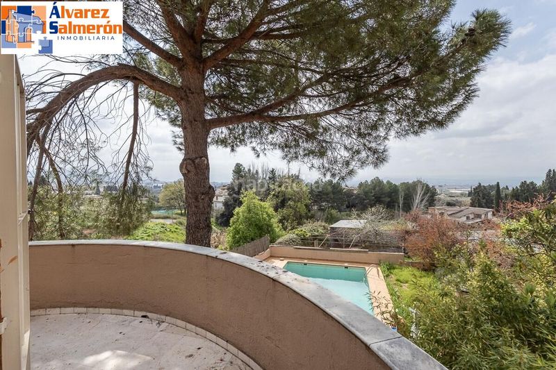 Foto 14b49fdd-d714-4a94-b7fa-65036db62c72. Casa amb aparcament piscina a Peligros