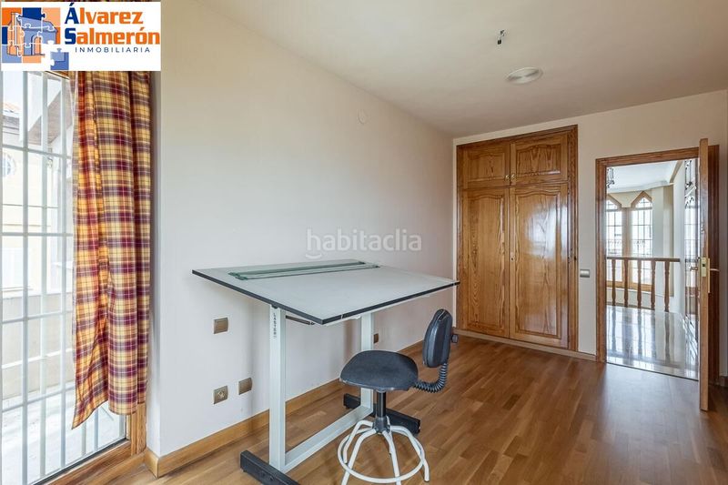 Foto 94fe550f-6b08-4ac2-b8fe-f4dfc4265dc0. Casa amb aparcament piscina a Peligros