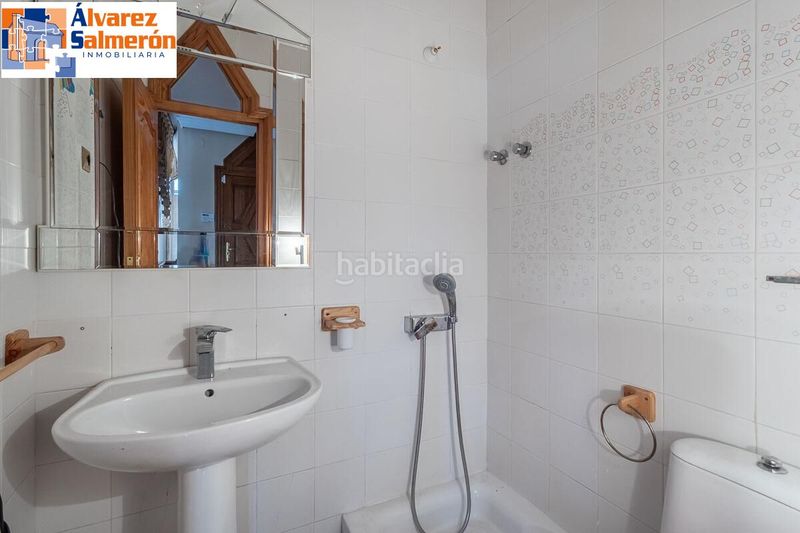 Foto c5cfaef8-616b-4db8-a845-5f76c406bb57. Casa amb aparcament piscina a Peligros