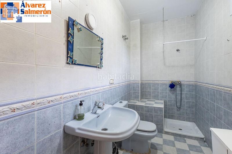 Foto f2d4c1d7-9479-4935-bd3b-4f3c3b1bc3c4. Xalet amb calefacció aparcament piscina a Gójar