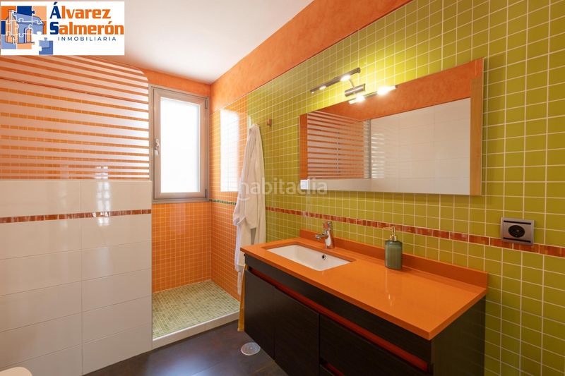 Foto 1661402f-8ed5-4620-8937-9994226c50e1. Casa amb aparcament piscina a Alfacar