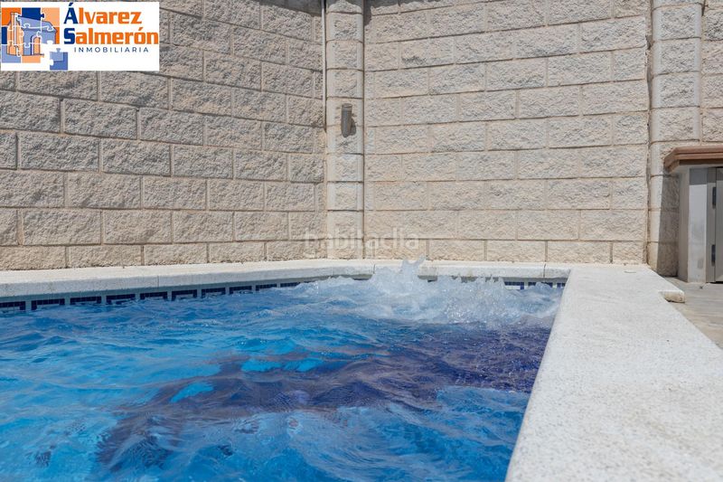 Foto 36024243-45c7-4073-995b-1c53b251a1b1. Casa amb aparcament piscina a Alfacar