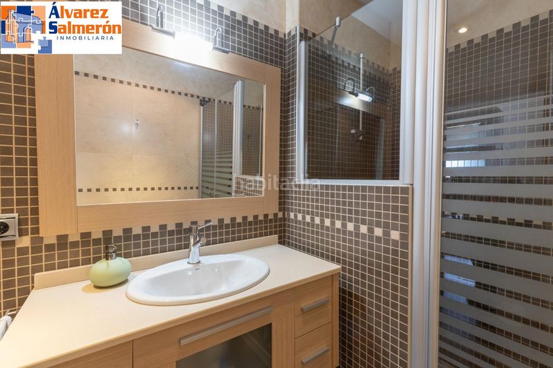 Foto a1cc91fb-5ce9-482f-a548-dafa81cd1dcc. Casa amb aparcament piscina a Alfacar