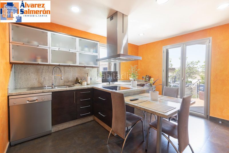 Foto e99acc43-4a8c-420c-b47d-b073eabe33fd. Casa amb aparcament piscina a Alfacar