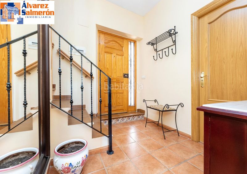 Foto 5c10ca20-64a1-4145-8188-4d2509a33713. Casa amb aparcament a Moraleda de Zafayona