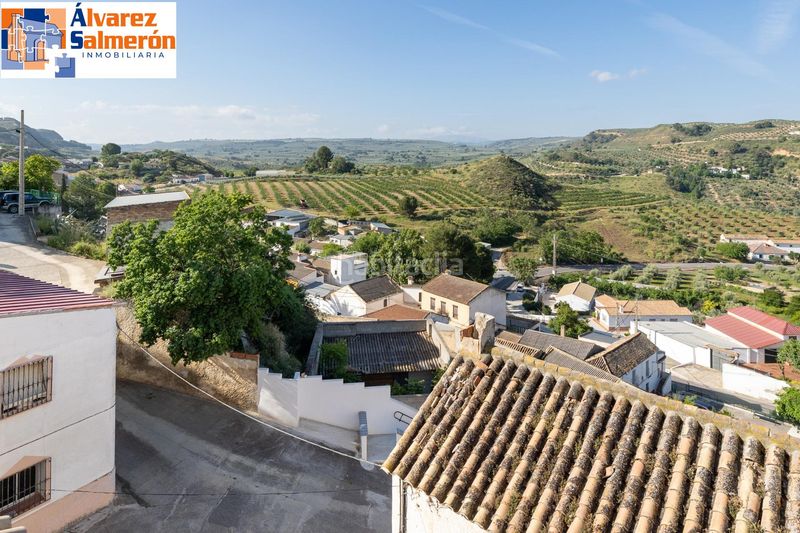 Foto b6af2a5b-149a-401f-ad79-87ebd0139384. Casa amb aparcament a Moraleda de Zafayona