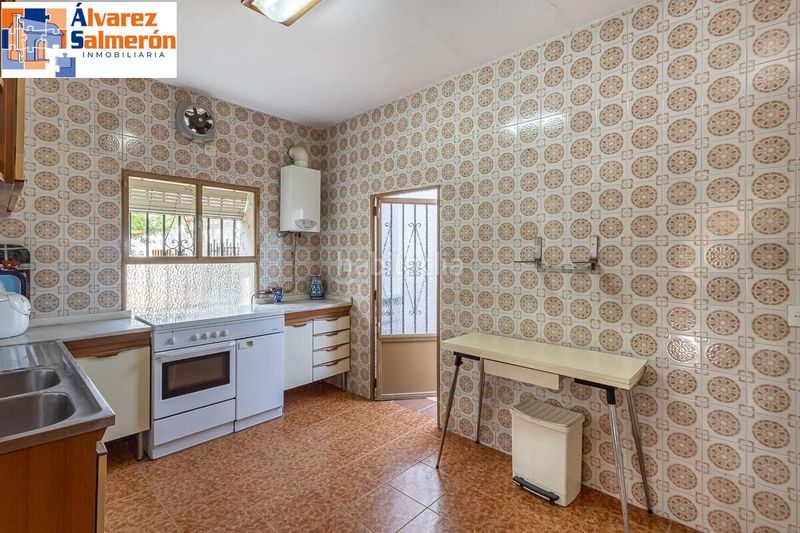 Foto 46a29be7-9615-4edc-a83c-e8149f58ab9a. Casa amb aparcament a Cájar