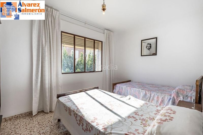 Foto 6280cc6f-7917-40c3-9bef-3f76feaaf4d3. Casa amb aparcament a Cájar