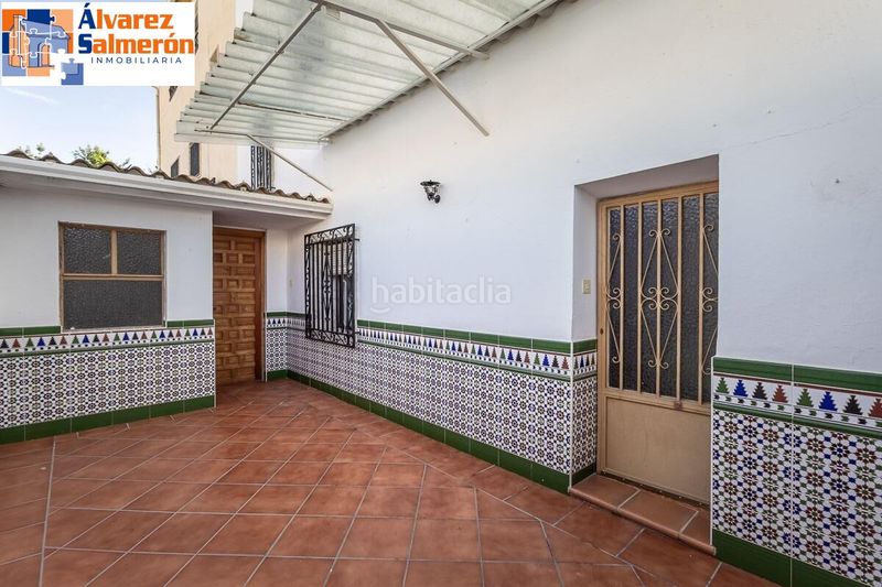 Foto 7dea69c4-92b1-439c-92c5-ca2042b9eb21. Casa amb aparcament a Cájar