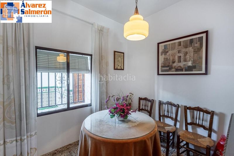 Foto c7af6cb3-c6de-401b-9346-3dd41f451f86. Casa amb aparcament a Cájar