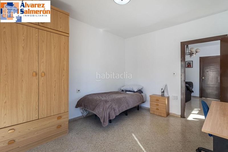 Foto bc2363c0-572a-4c61-b1cd-8126105e744e. Pis amb calefacció a Pajaritos Granada