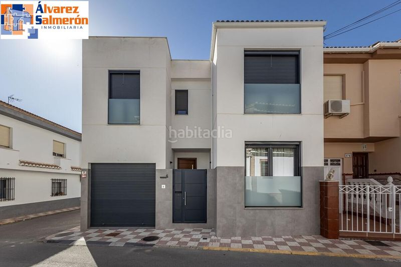 Foto 0a228c57-87e6-4ff4-b89a-82bf5b12b6c8. Casa amb calefacció aparcament a Albolote