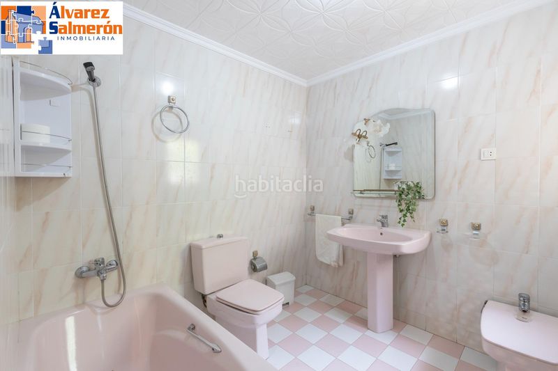 Foto 41af924b-c232-4773-8720-d9198e450578. Casa amb aparcament a San Miguel Armilla