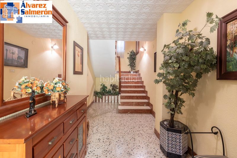 Foto c45904b3-0950-4179-a1f6-bd91dbcdafdb. Casa amb aparcament a San Miguel Armilla