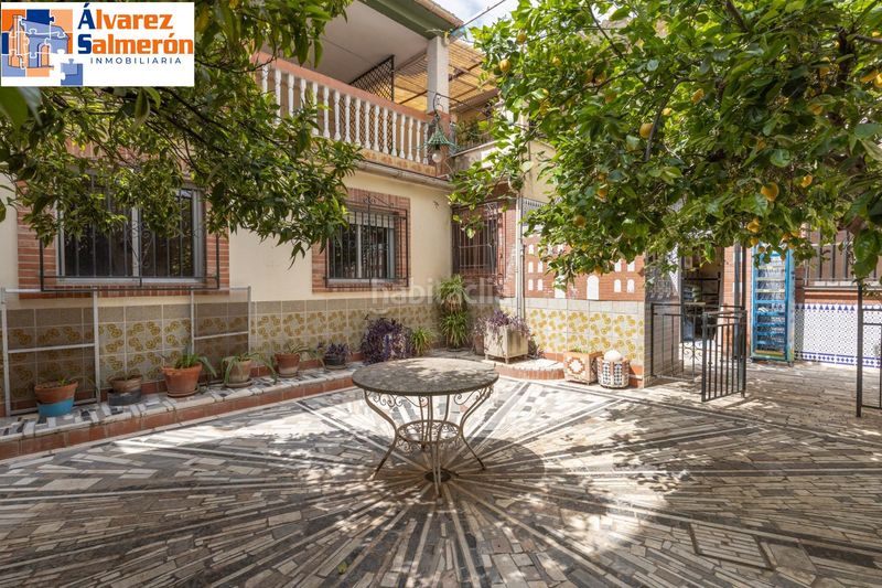 Foto d48aa250-919d-4c59-b037-7e934189fd30. Casa amb aparcament a San Miguel Armilla