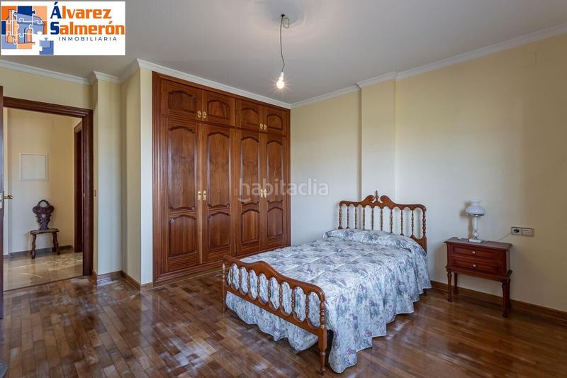 Foto 4390883c-a058-4a82-bf10-1b3dfd1540c3. Casa amb calefacció aparcament a Cájar