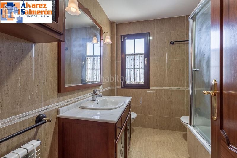 Foto b1c6d3d7-1e01-447e-8ddc-0d27166298c2. Casa amb calefacció aparcament a Cájar