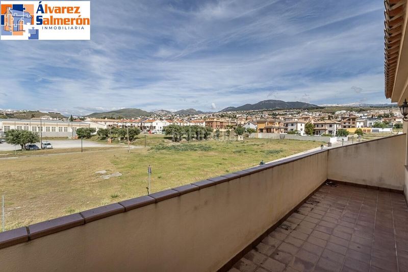 Foto b7c219e6-5ab9-4262-9fe2-8afd3718af46. Casa amb calefacció aparcament a Cájar