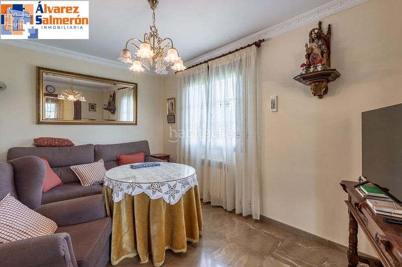 Foto f293a39e-645e-48b7-92a1-4609414d70eb. Casa amb calefacció aparcament a Cájar
