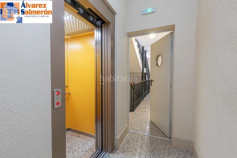 Foto 56d4d1d0-6167-4f89-a8e6-c3d34481369d. Pis amb calefacció a Centro - Sagrario Granada