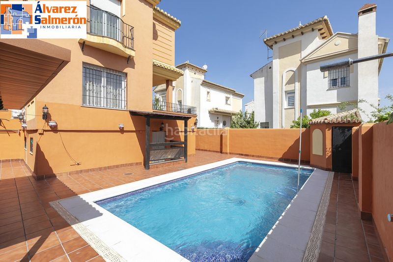 Foto 5f95d335-034b-4a00-b252-4386afeee3d3. Xalet amb calefacció aparcament piscina a Gójar