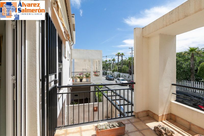 Foto 000cf20d-8269-4045-a48d-018c41efd8ac. Casa adossada amb calefacció aparcament a San Miguel Armilla