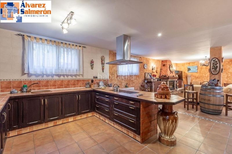 Foto 1f19aa8b-033c-46dd-bb7e-5c33a3eb3418. Chalet  . en Albolote