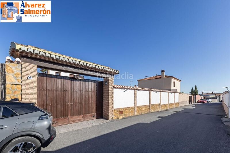 Foto 4085f256-7510-46e2-891b-04e82ca60d6a. Chalet  . en Albolote