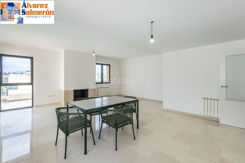 Foto f4318f63-e3ae-4726-affc-5c21cb785eba. Casa adossada amb calefacció aparcament piscina a Albolote