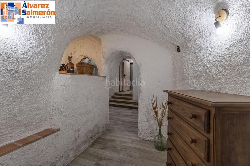 Foto f4bc0d1f-1c08-4c39-8859-b35b6c9f542f. Casa amb calefacció a San Ildefonso Granada