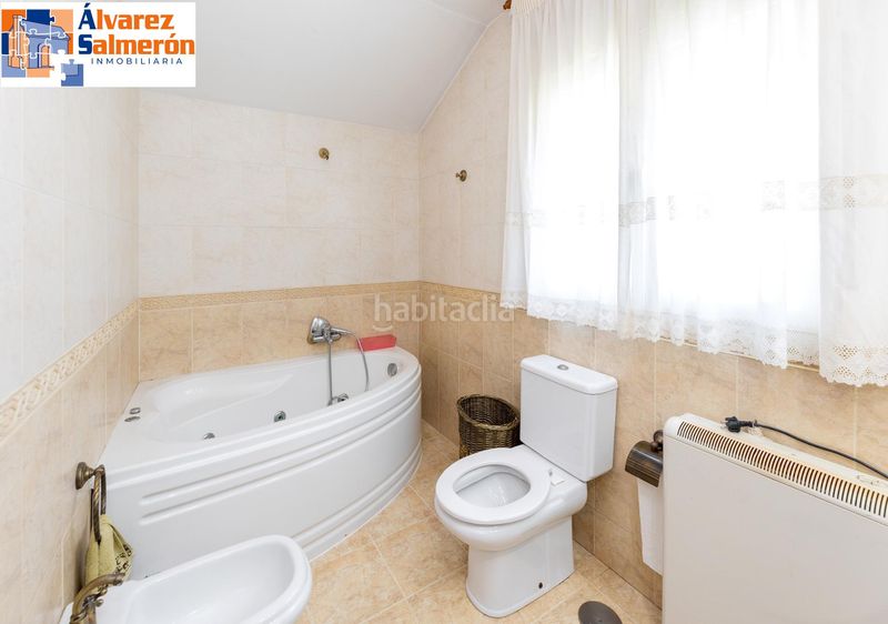 Foto 5eeea7b9-eb93-472f-9889-f0365c1be1de. Xalet amb calefacció aparcament piscina a Barrio de la Vega Monachil