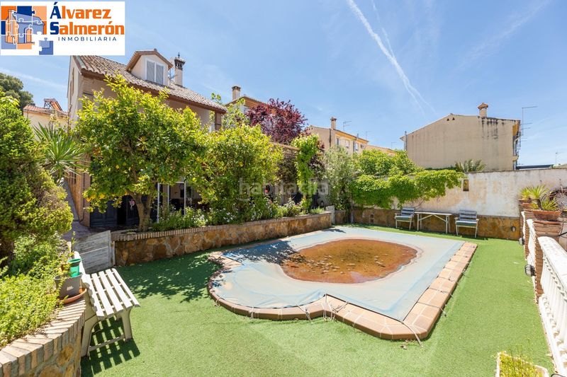 Foto 8aa6be90-ba2d-4922-9ded-b0dfb0c90af7. Xalet amb calefacció aparcament piscina a Barrio de la Vega Monachil