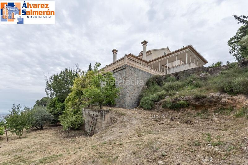 Foto b0e35e32-4d62-4973-83b4-ca1abdd4c16f. Xalet amb calefacció aparcament a Barrio de la Vega Monachil