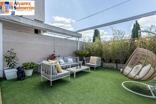 Casa aparellada  Adinamar. Casa de ensueño en serrallo