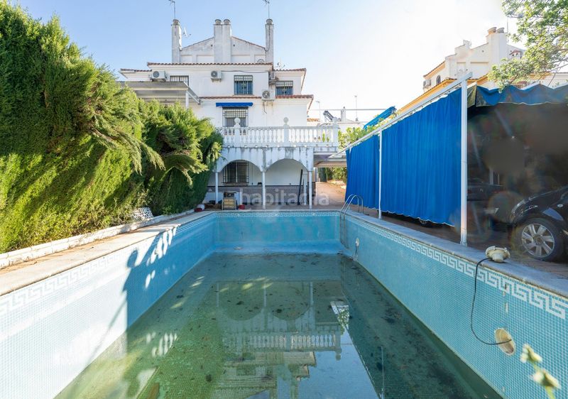 Foto 6b9bda9d-d7ee-4a0f-921f-211417396bdc. Casa adossada amb piscina a Peligros
