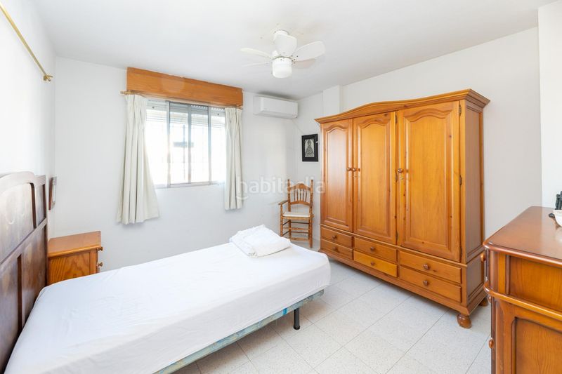 Foto c697944f-96b3-4ea4-b8fd-219e634f8dd5. Casa adossada amb piscina a Peligros