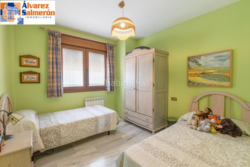 Foto 47f4edcf-a080-4044-ab2e-a350412c07fc. Casa amb calefacció aparcament piscina a La Zubia Ciudad Zubia (La)