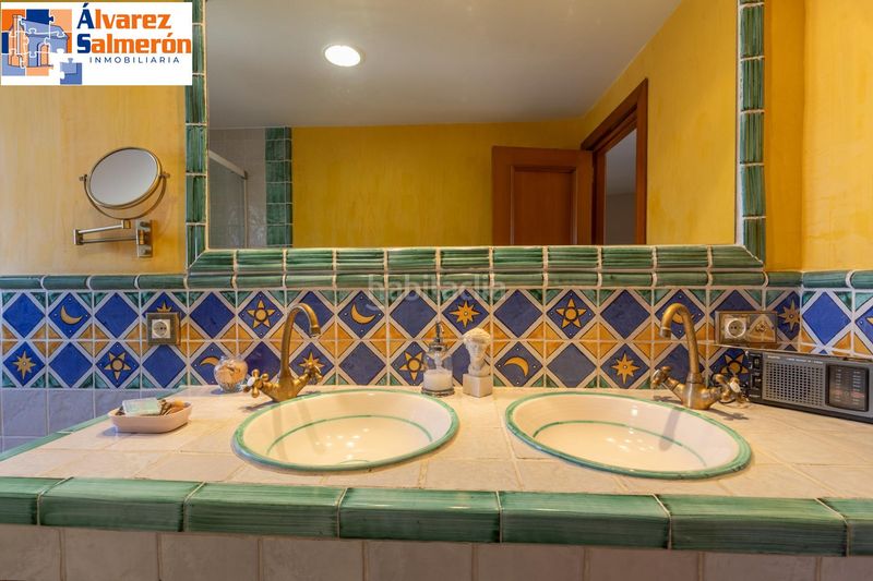 Foto 4a36add4-bc21-414d-aeb6-db7af08afdd5. Casa amb calefacció aparcament piscina a La Zubia Ciudad Zubia (La)