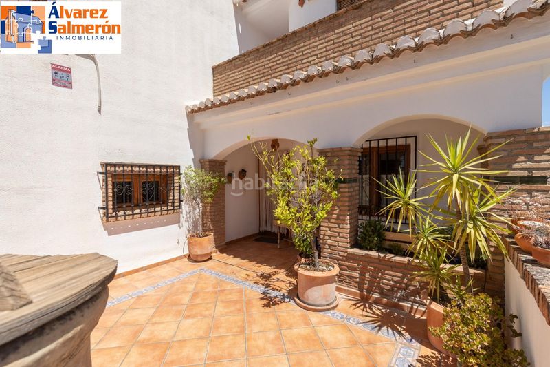 Foto be0d1b01-bd1a-435f-8d33-248f47cd7529. Casa amb calefacció aparcament piscina a La Zubia Ciudad Zubia (La)